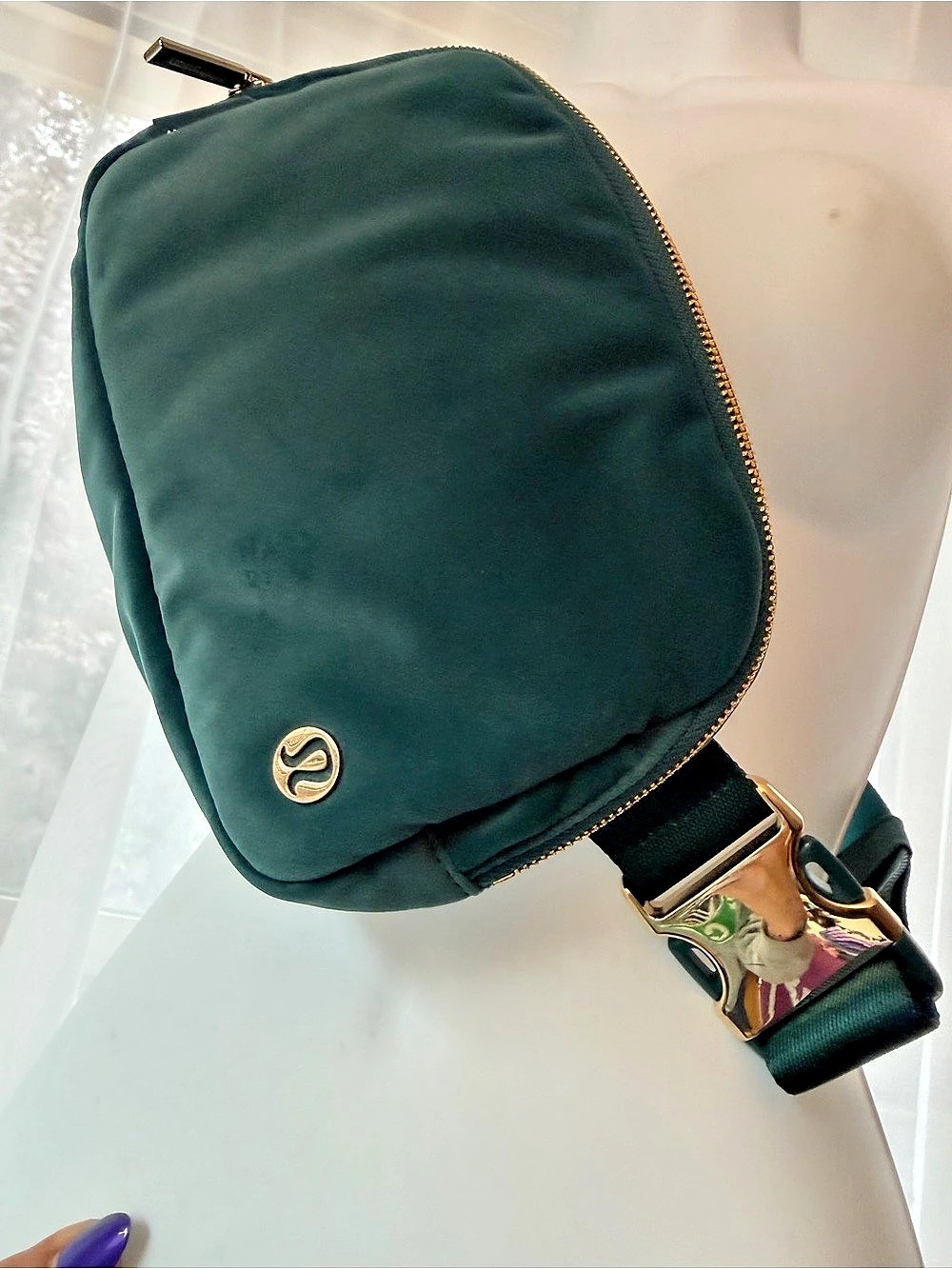 lululemon Everywhere Belt Bag 1L *Velour Crossbody Green
